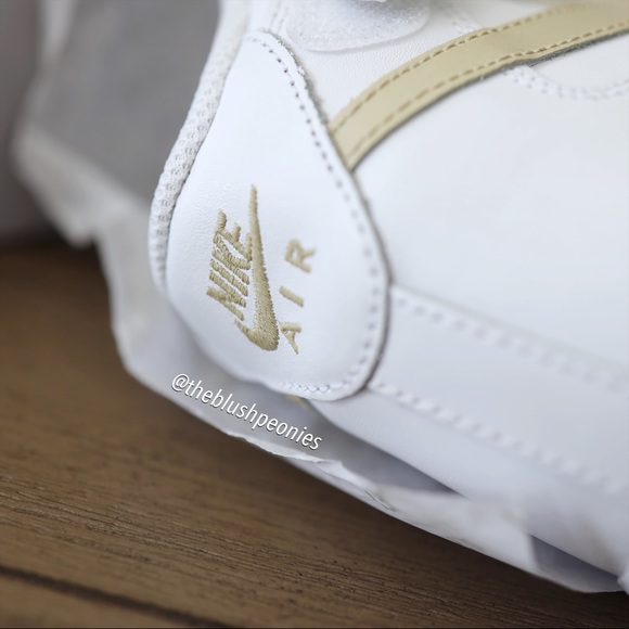 Nike Custom Air Force 1 Mid NWT - Picture 8 of 8